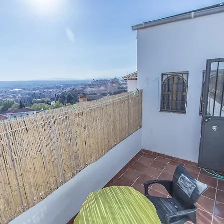 Apartamento Santo Cristo * Гранада